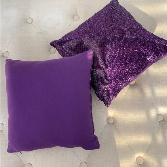 Decorative Sequins Pillows - Picture 2 of 5